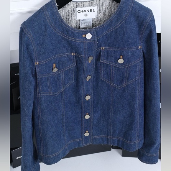 ❌SOLD❌Chanel vintage 99C denim jacket - Picture 6 of 10